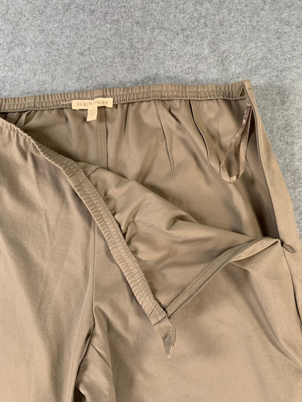 Eileen Fisher Straight-Leg Trouser Elastic Waist Taupe Women's Size Small - Picture 3 of 8